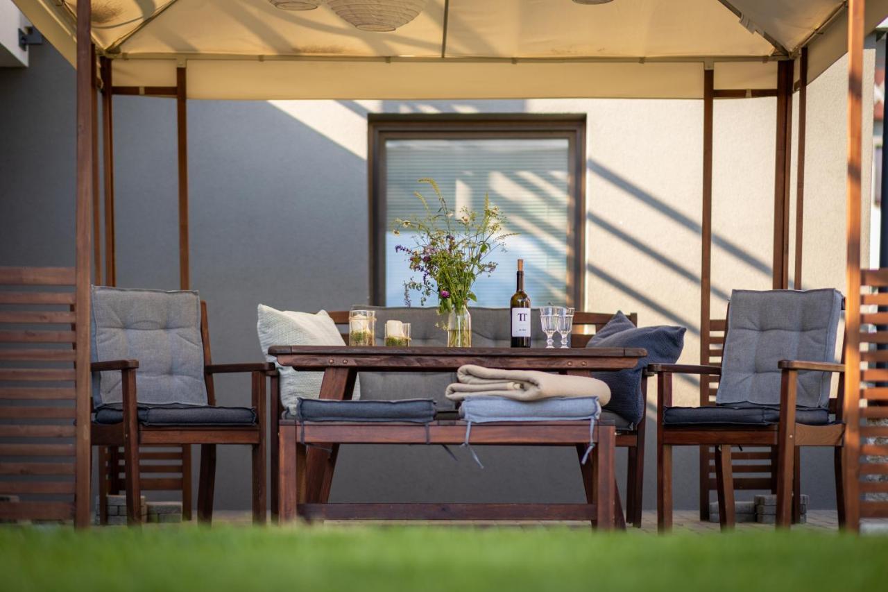 Stylish Apartment Under The Tatras Štrba Exterior foto